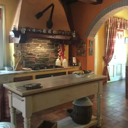 Casale Il Poggio フチェッキオ